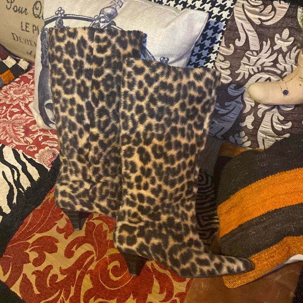 Vintage leopard kitten, knee hi boots 7.5-8